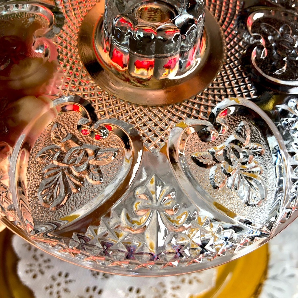 Kig Glass Heart & Rose Candy Dish